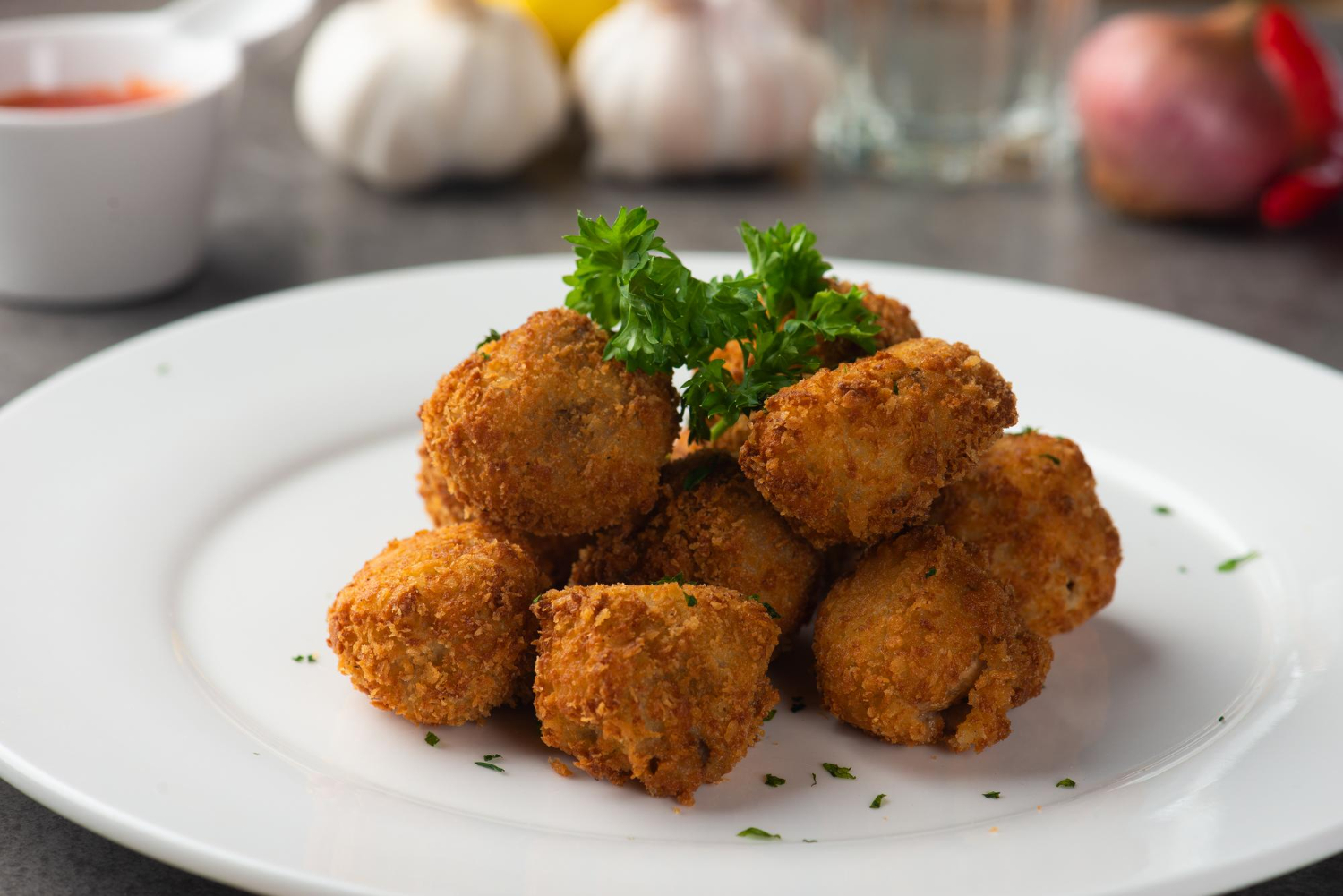 Fiskbullar i airfryer, gyllenbruna och saftiga.